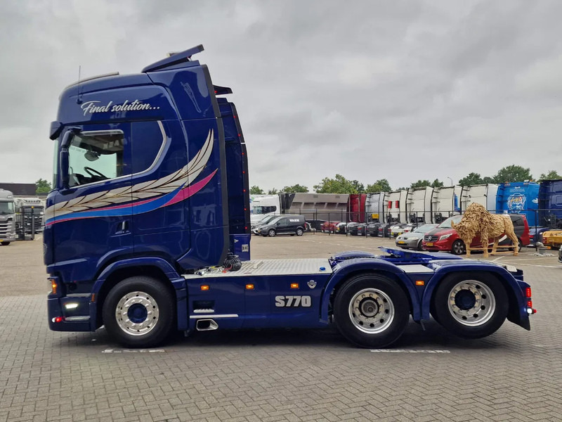 Scania 770S V8 NGS Highline 6x2 - Show truck - Special paint - Custom interior - Retarder - Full air - Night clima - Τράκτορας: φωτογραφία 4 Scania 770S V8 NGS Highline 6x2 - Show truck - Special paint - Custom interior - Retarder - Full air - Night clima - Τράκτορας: φωτογραφία 4