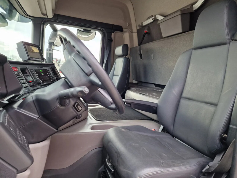 Φορτηγό φόρτωσης γάντζου, Φορτηγό με γερανό Scania G500 XT 8x4*4 - HMF 2820K Crane - AJK 20T Hooklift - Retarder - Full air - Like new: φωτογραφία 12 Φορτηγό φόρτωσης γάντζου, Φορτηγό με γερανό Scania G500 XT 8x4*4 - HMF 2820K Crane - AJK 20T Hooklift - Retarder - Full air - Like new: φωτογραφία 12