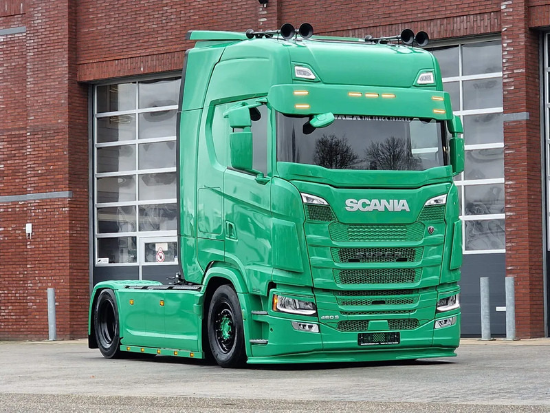 Scania S460 Highline 4x2 - NEW - Full spec - Custom exterior - Full air - Retarder - Show truck - Τράκτορας: φωτογραφία 1 Scania S460 Highline 4x2 - NEW - Full spec - Custom exterior - Full air - Retarder - Show truck - Τράκτορας: φωτογραφία 1