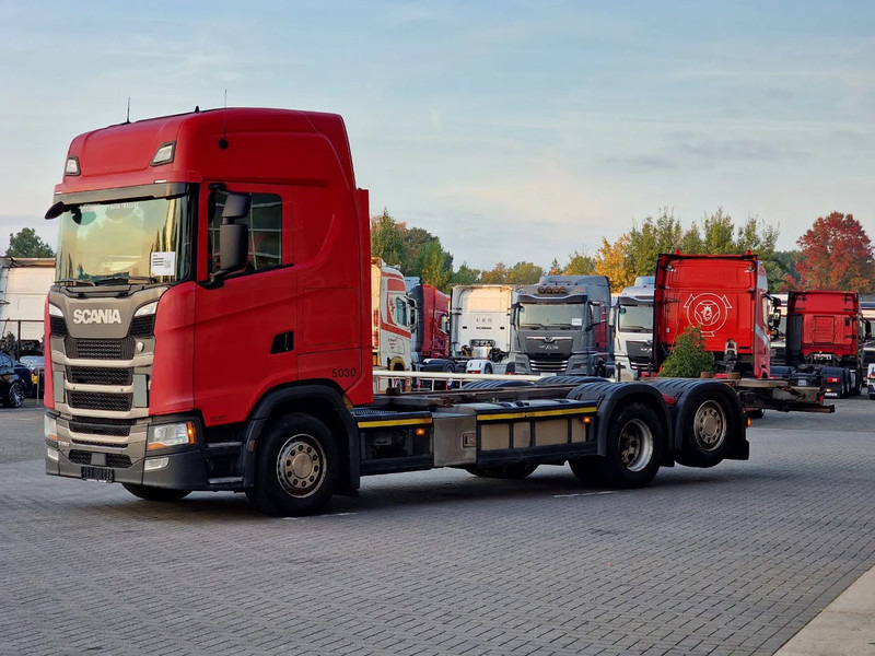 Scania S500 NGS Highline 6x2 - BDF - Full air - Navi - Retarder - Φορτηγό μεταφοράς εμπορευματοκιβωτίων/ Κινητό αμάξωμα: φωτογραφία 3 Scania S500 NGS Highline 6x2 - BDF - Full air - Navi - Retarder - Φορτηγό μεταφοράς εμπορευματοκιβωτίων/ Κινητό αμάξωμα: φωτογραφία 3