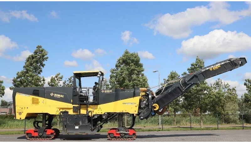 Bomag BM 2200/75 | COLD PLANER | NEW CONDITION! - Μηχανών ασφάλτου: φωτογραφία 4 Bomag BM 2200/75 | COLD PLANER | NEW CONDITION! - Μηχανών ασφάλτου: φωτογραφία 4