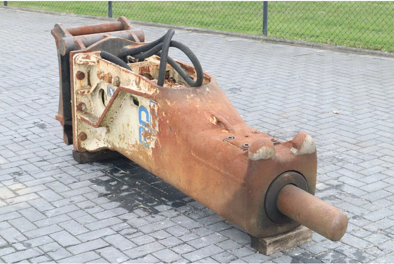 Furukawa F35 HAMMER | S70 | 25 TO 40 TON | HYDRAULIC BREAKER - Παρελκόμενα για Κατασκευή μηχανήματα: φωτογραφία 2 Furukawa F35 HAMMER | S70 | 25 TO 40 TON | HYDRAULIC BREAKER - Παρελκόμενα για Κατασκευή μηχανήματα: φωτογραφία 2