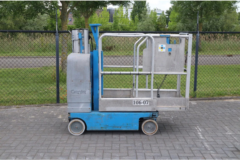 Genie GR-12 | 5.45 METER | 227 KG | MULTIPLE UNITS - Πλατφόρμα εναέρια: φωτογραφία 4 Genie GR-12 | 5.45 METER | 227 KG | MULTIPLE UNITS - Πλατφόρμα εναέρια: φωτογραφία 4