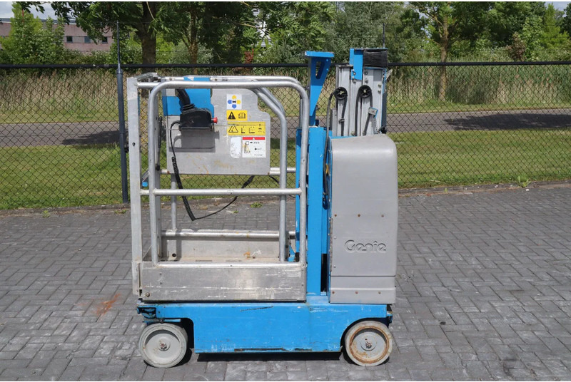 Genie GR-12 | 5.45 METER | 227 KG | MULTIPLE UNITS - Τηλεσκοπικό ανυψωτικό: φωτογραφία 1 Genie GR-12 | 5.45 METER | 227 KG | MULTIPLE UNITS - Τηλεσκοπικό ανυψωτικό: φωτογραφία 1