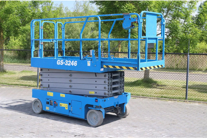Ψαλιδωτό ανυψωτικό Genie GS-3246 | 12 METER | 318 KG: φωτογραφία 5