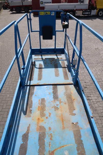 Ψαλιδωτό ανυψωτικό Genie GS-3246 | 12 METER | 318 KG: φωτογραφία 13
