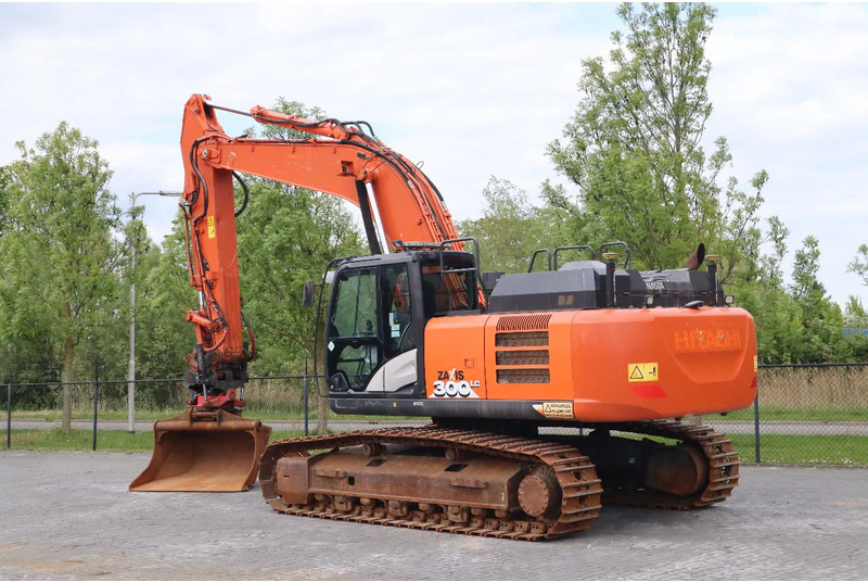 Hitachi ZX300 LC-6 | ROTOTILT | BUCKET | GPS - Ερπυστριοφόρος εκσκαφέας: φωτογραφία 3 Hitachi ZX300 LC-6 | ROTOTILT | BUCKET | GPS - Ερπυστριοφόρος εκσκαφέας: φωτογραφία 3