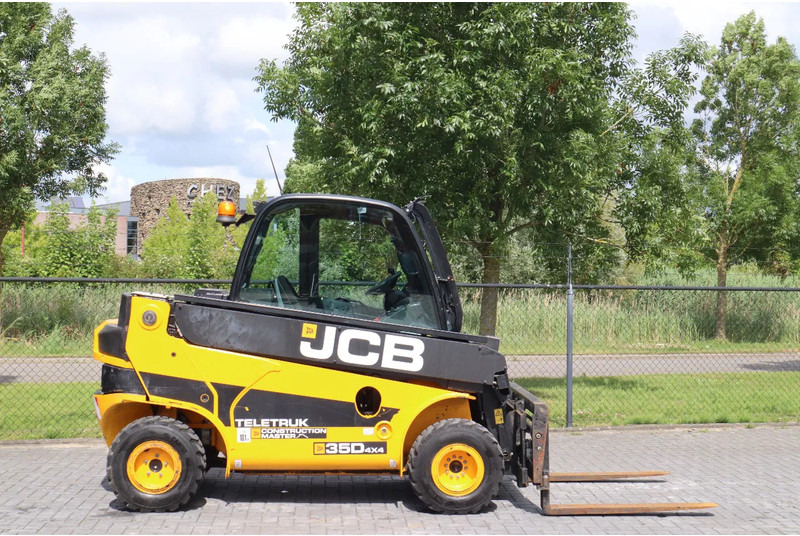 JCB TLT 35D 4X4 CON | HYDR. FORKS | 4.4 METER - Τηλεσκοπικός φορτωτής: φωτογραφία 4 JCB TLT 35D 4X4 CON | HYDR. FORKS | 4.4 METER - Τηλεσκοπικός φορτωτής: φωτογραφία 4