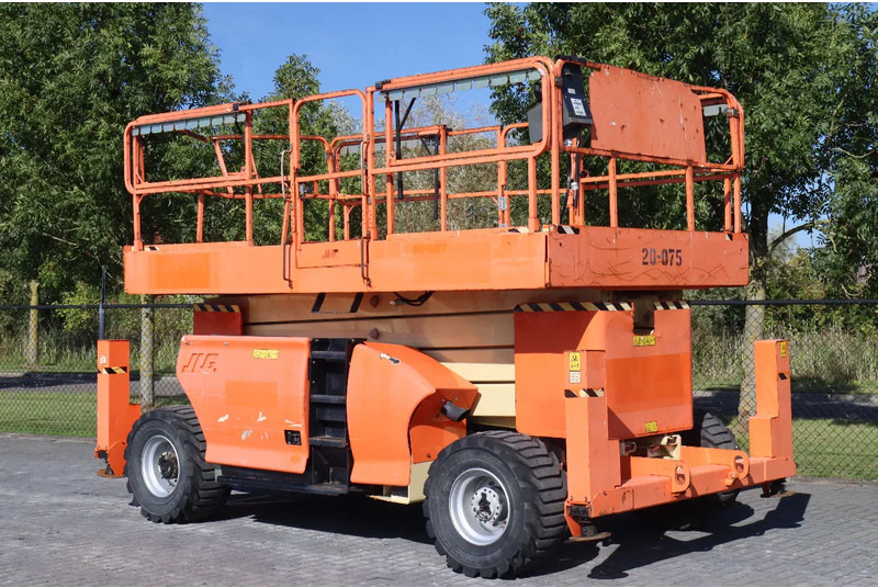 JLG 4394 RT MEGA DECK | 15 METER | 680 KG - Ψαλιδωτό ανυψωτικό: φωτογραφία 5 JLG 4394 RT MEGA DECK | 15 METER | 680 KG - Ψαλιδωτό ανυψωτικό: φωτογραφία 5