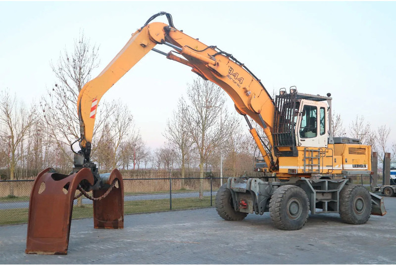 Liebherr A944 B HD | LOG GRAPPLE | HOLZGREIFER | TIMBER - Τροχοφόρος εκσκαφέας: φωτογραφία 2 Liebherr A944 B HD | LOG GRAPPLE | HOLZGREIFER | TIMBER - Τροχοφόρος εκσκαφέας: φωτογραφία 2
