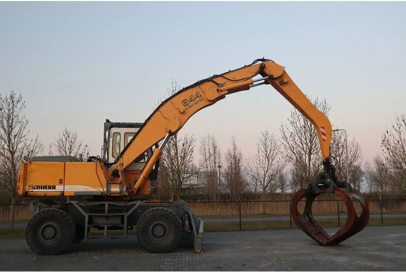 Liebherr A944 B HD | LOG GRAPPLE | HOLZGREIFER | TIMBER - Τροχοφόρος εκσκαφέας: φωτογραφία 4 Liebherr A944 B HD | LOG GRAPPLE | HOLZGREIFER | TIMBER - Τροχοφόρος εκσκαφέας: φωτογραφία 4