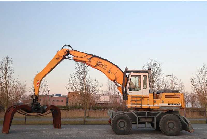 Liebherr A944 B HD | LOG GRAPPLE | HOLZGREIFER | TIMBER - Τροχοφόρος εκσκαφέας: φωτογραφία 1 Liebherr A944 B HD | LOG GRAPPLE | HOLZGREIFER | TIMBER - Τροχοφόρος εκσκαφέας: φωτογραφία 1