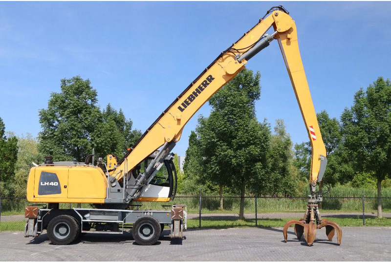 Liebherr LH 40 M LITRONIC | GRAB | QUICK COUPLER | 16 METER - Μηχάνημα Διαχείρισης Υλικών: φωτογραφία 4 Liebherr LH 40 M LITRONIC | GRAB | QUICK COUPLER | 16 METER - Μηχάνημα Διαχείρισης Υλικών: φωτογραφία 4