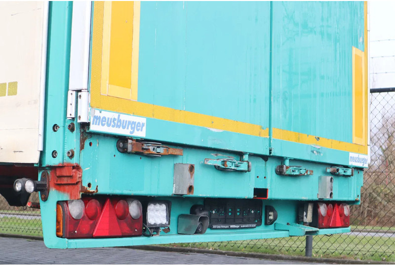Επικαθήμενο με χαμηλό δάπεδο MEUSBURGER MPG-2 | 2-AXLE | HYDR HEBEDACH / SCHIEBEDACH: φωτογραφία 8 Επικαθήμενο με χαμηλό δάπεδο MEUSBURGER MPG-2 | 2-AXLE | HYDR HEBEDACH / SCHIEBEDACH: φωτογραφία 8