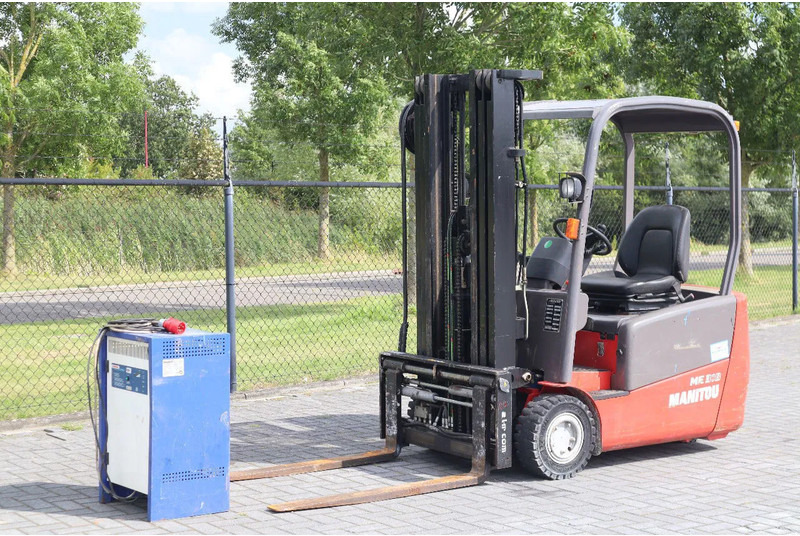 Manitou ME 318 | SIDESHIFT | FORK SPREADERS | TRIPLEX - Ηλεκτροκίνητο περονοφόρο: φωτογραφία 2 Manitou ME 318 | SIDESHIFT | FORK SPREADERS | TRIPLEX - Ηλεκτροκίνητο περονοφόρο: φωτογραφία 2