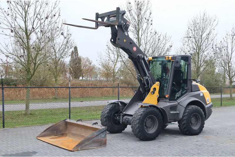 Mecalac AF 1050 | BUCKET | FORKS | HYDR. QUICK COUPLER - Ελαστιχοφόρος φορτωτής: φωτογραφία 2 Mecalac AF 1050 | BUCKET | FORKS | HYDR. QUICK COUPLER - Ελαστιχοφόρος φορτωτής: φωτογραφία 2