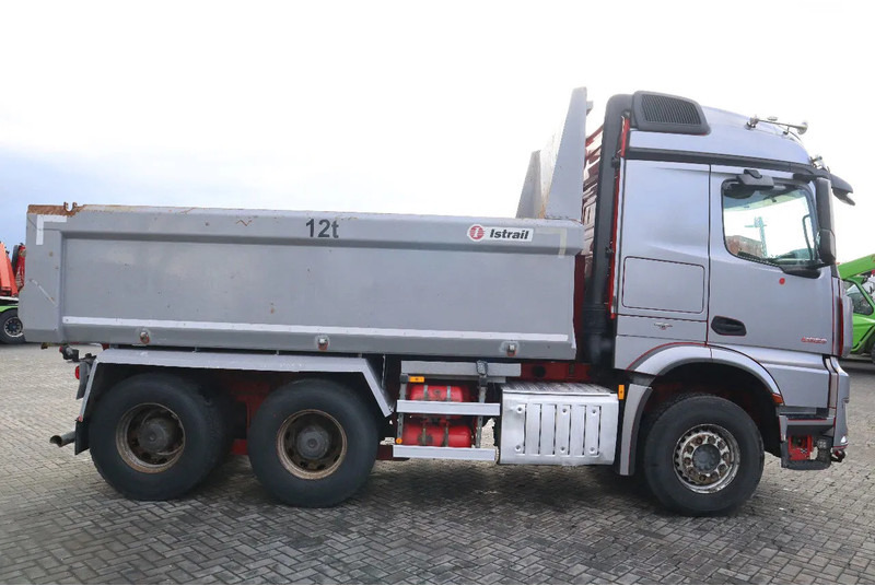 Mercedes-Benz Arocs 2658 2858 | 6X4 EURO 6 BIG AXLES | RETARDER | ENGINE PROBLEM - Φορτηγό ανατρεπόμενο: φωτογραφία 4 Mercedes-Benz Arocs 2658 2858 | 6X4 EURO 6 BIG AXLES | RETARDER | ENGINE PROBLEM - Φορτηγό ανατρεπόμενο: φωτογραφία 4
