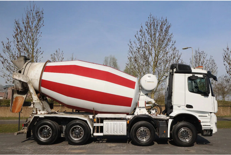 Mercedes-Benz Arocs 3251 | 8X4 | INTERMIX 10M3 | BIG AXLES | EURO 6 - Μπετονιέρα φορτηγό: φωτογραφία 4 Mercedes-Benz Arocs 3251 | 8X4 | INTERMIX 10M3 | BIG AXLES | EURO 6 - Μπετονιέρα φορτηγό: φωτογραφία 4