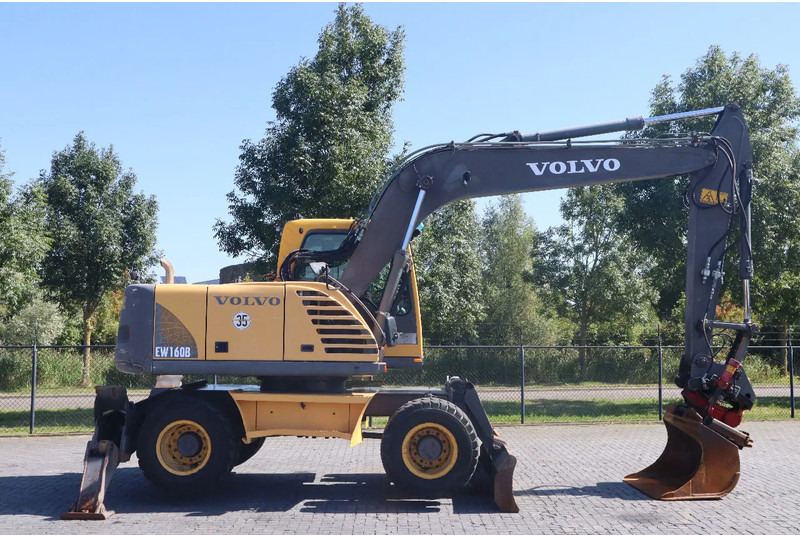 Volvo EW160B | EW 160 B | TILT ROTATOR | BUCKET | OUTRIGGERS | BLADE - Τροχοφόρος εκσκαφέας: φωτογραφία 4 Volvo EW160B | EW 160 B | TILT ROTATOR | BUCKET | OUTRIGGERS | BLADE - Τροχοφόρος εκσκαφέας: φωτογραφία 4