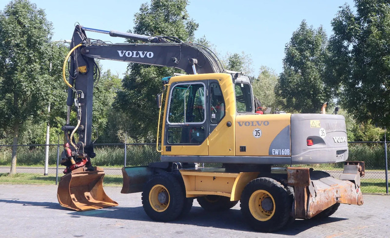 Volvo EW160B | EW 160 B | TILT ROTATOR | BUCKET | OUTRIGGERS | BLADE - Τροχοφόρος εκσκαφέας: φωτογραφία 3 Volvo EW160B | EW 160 B | TILT ROTATOR | BUCKET | OUTRIGGERS | BLADE - Τροχοφόρος εκσκαφέας: φωτογραφία 3