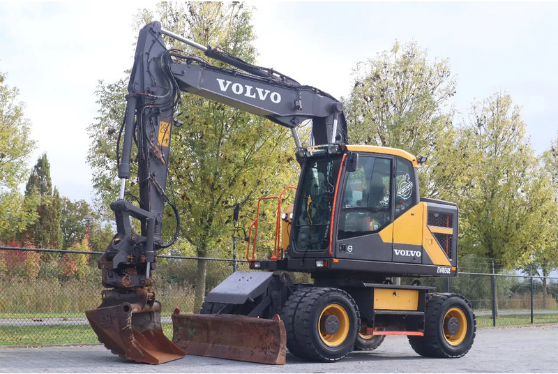 Volvo EWR 150 E | ROTOTILT | BUCKET | TRAILER HYDR - Τροχοφόρος εκσκαφέας: φωτογραφία 2 Volvo EWR 150 E | ROTOTILT | BUCKET | TRAILER HYDR - Τροχοφόρος εκσκαφέας: φωτογραφία 2