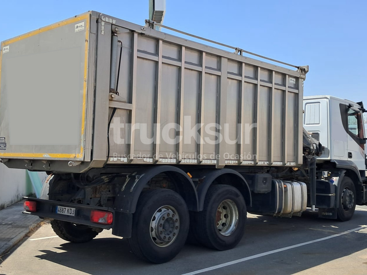 IVECO AT260SY/PS 360CV ejes 6x2*4 - Φορτηγό ανατρεπόμενο, Φορτηγό με γερανό: φωτογραφία 2 IVECO AT260SY/PS 360CV ejes 6x2*4 - Φορτηγό ανατρεπόμενο, Φορτηγό με γερανό: φωτογραφία 2
