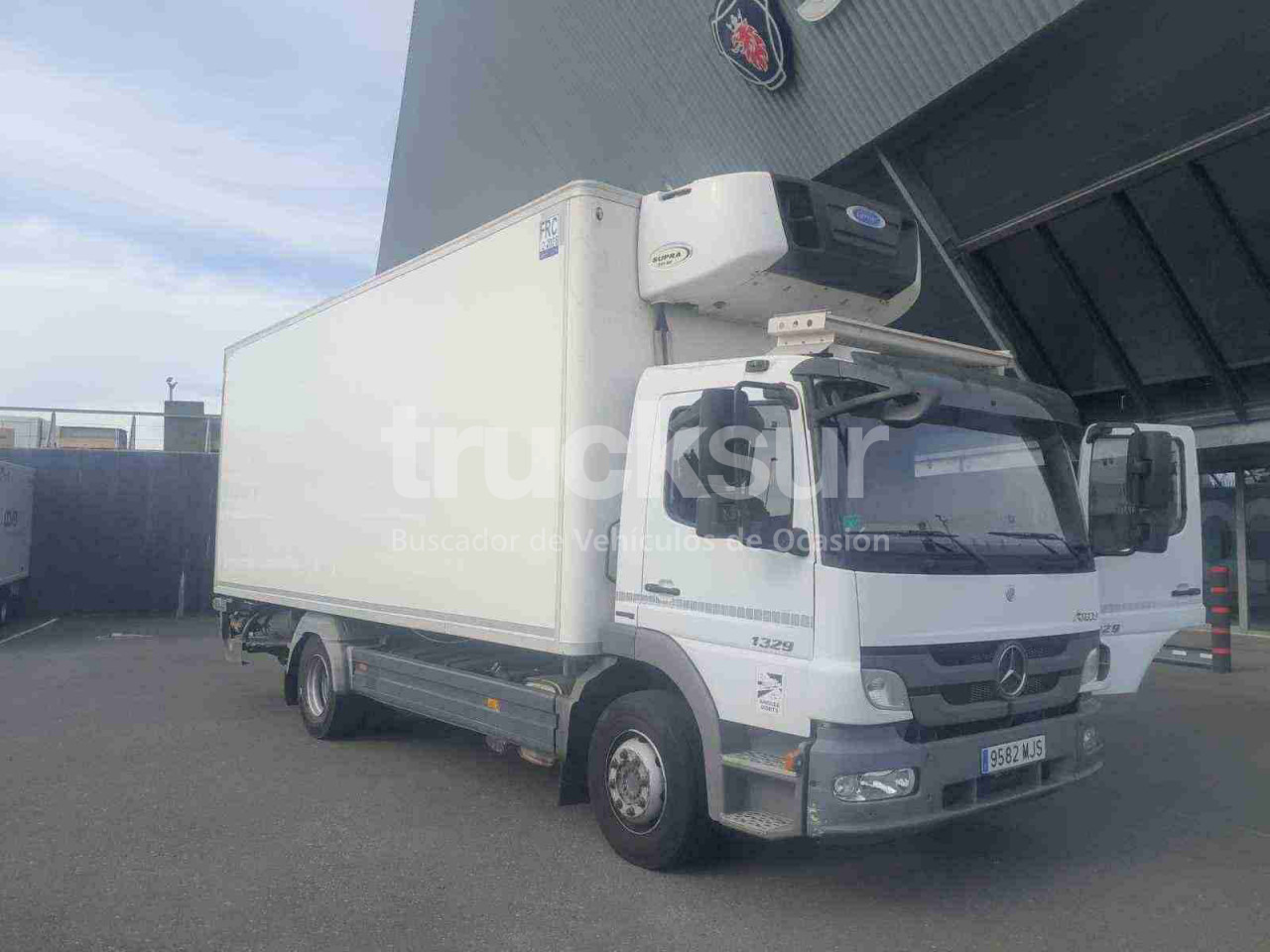 MERCEDES ATEGO FRC - Φορτηγό κόφα: φωτογραφία 1 MERCEDES ATEGO FRC - Φορτηγό κόφα: φωτογραφία 1