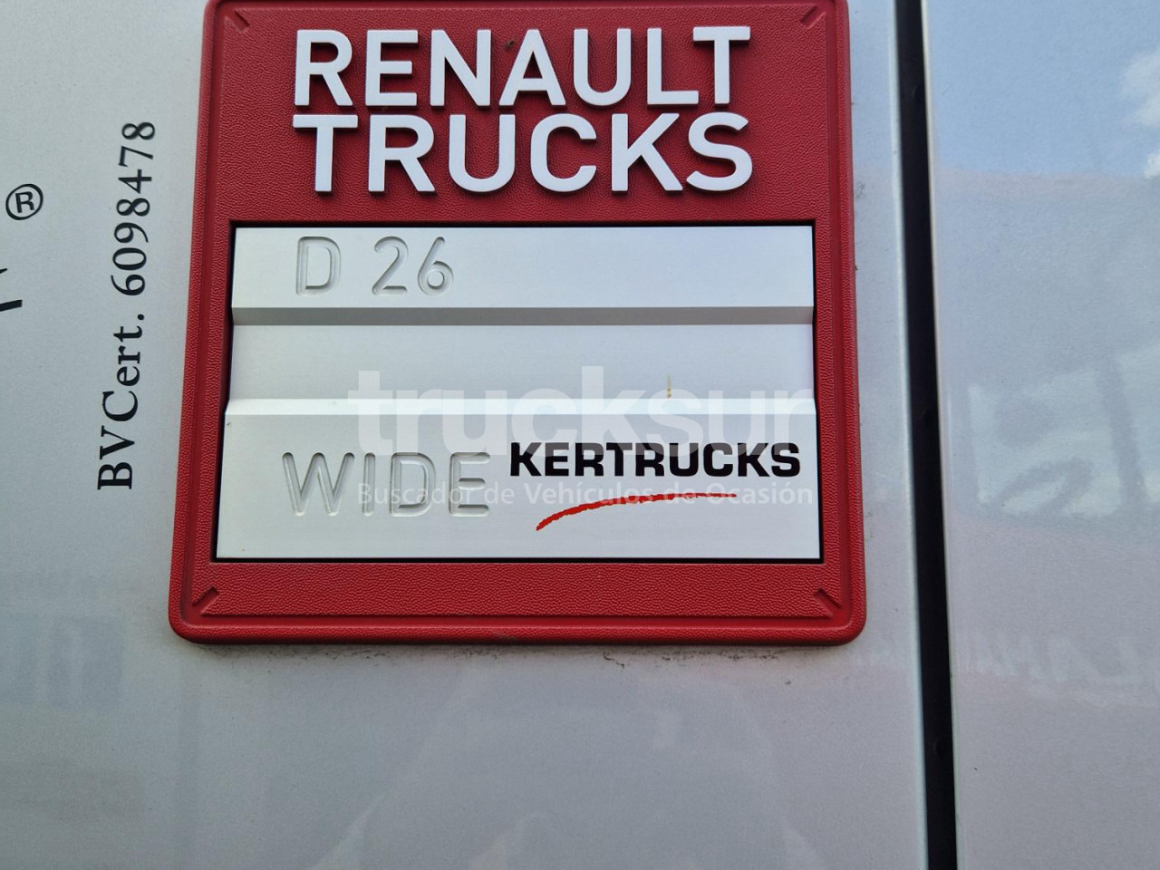 RENAULT D320.26 ejes 6x2*4 - Φορτηγό μουσαμάς: φωτογραφία 3 RENAULT D320.26 ejes 6x2*4 - Φορτηγό μουσαμάς: φωτογραφία 3