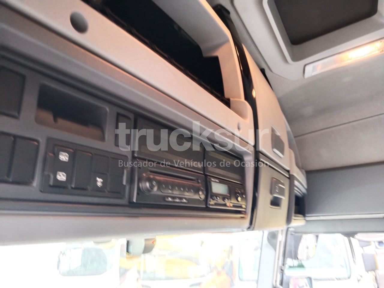 Τράκτορας RENAULT T480 SLEEPER CAB: φωτογραφία 17