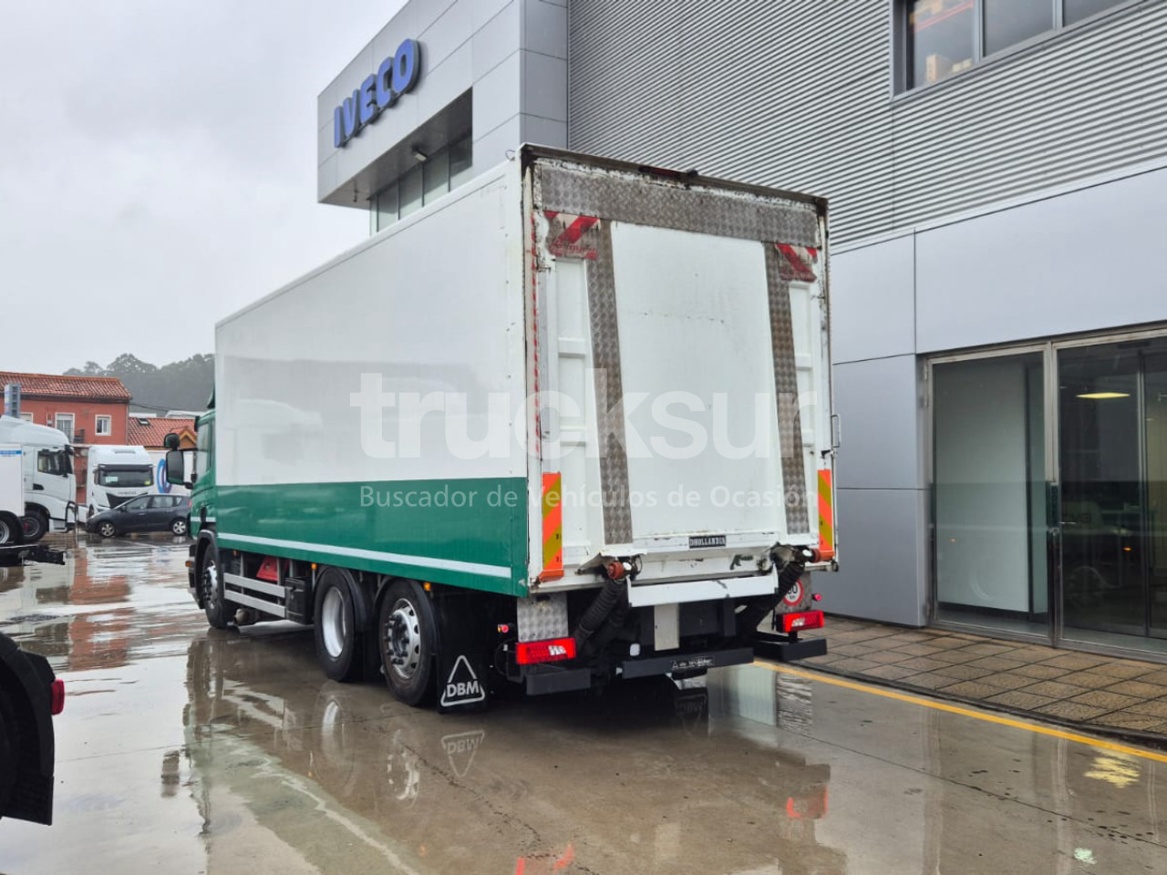SCANIA P320.26 ejes 6x2*4 - Φορτηγό κόφα: φωτογραφία 4 SCANIA P320.26 ejes 6x2*4 - Φορτηγό κόφα: φωτογραφία 4