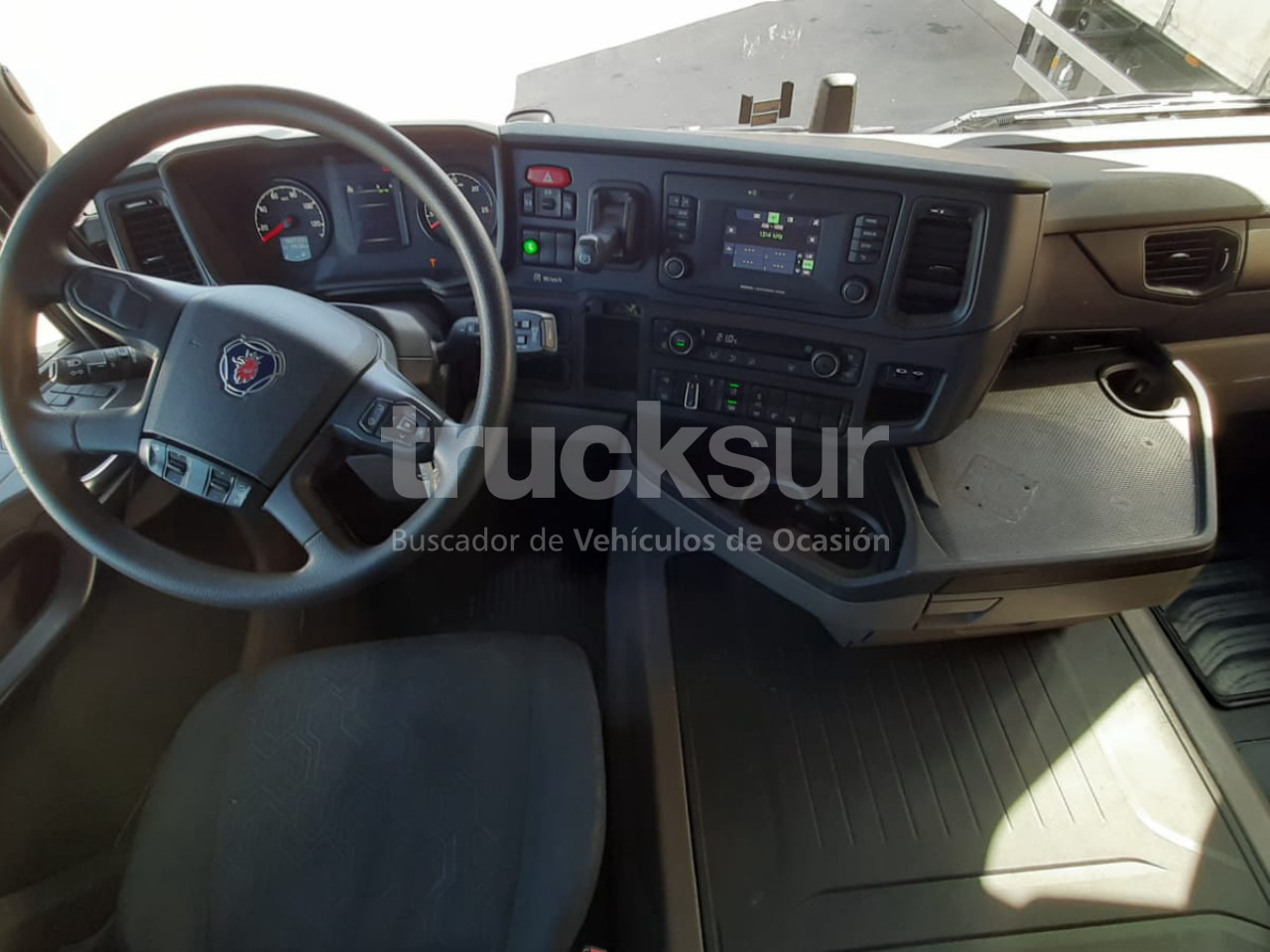 SCANIA R450.18 - Φορτηγό μουσαμάς: φωτογραφία 5 SCANIA R450.18 - Φορτηγό μουσαμάς: φωτογραφία 5