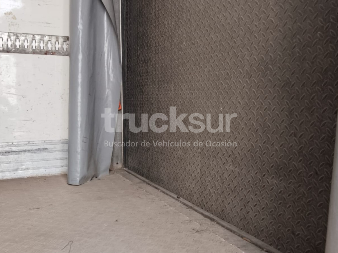 Φορτηγό ψυγείο VOLVO FL290: φωτογραφία 19