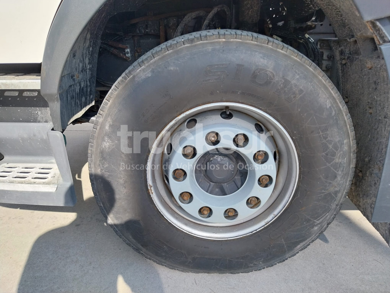 VOLVO FM 330HP - Φορτηγό καδοφόρος φορτωτής: φωτογραφία 4 VOLVO FM 330HP - Φορτηγό καδοφόρος φορτωτής: φωτογραφία 4