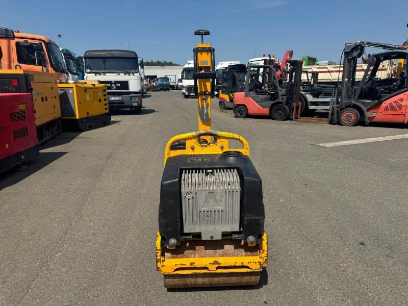 Ammann ARW 65 1D42 - Μικρος ασφαλτικός οδοστρωτήρας: φωτογραφία 2 Ammann ARW 65 1D42 - Μικρος ασφαλτικός οδοστρωτήρας: φωτογραφία 2