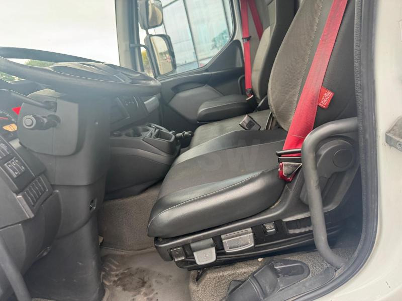 Φορτηγό κόφα Renault D-Series: φωτογραφία 11