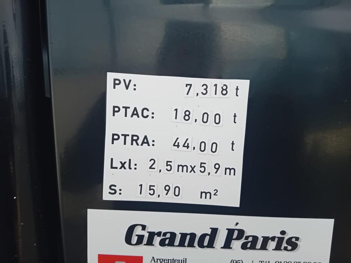 Τράκτορας Renault Gamme T 460: φωτογραφία 6 Τράκτορας Renault Gamme T 460: φωτογραφία 6