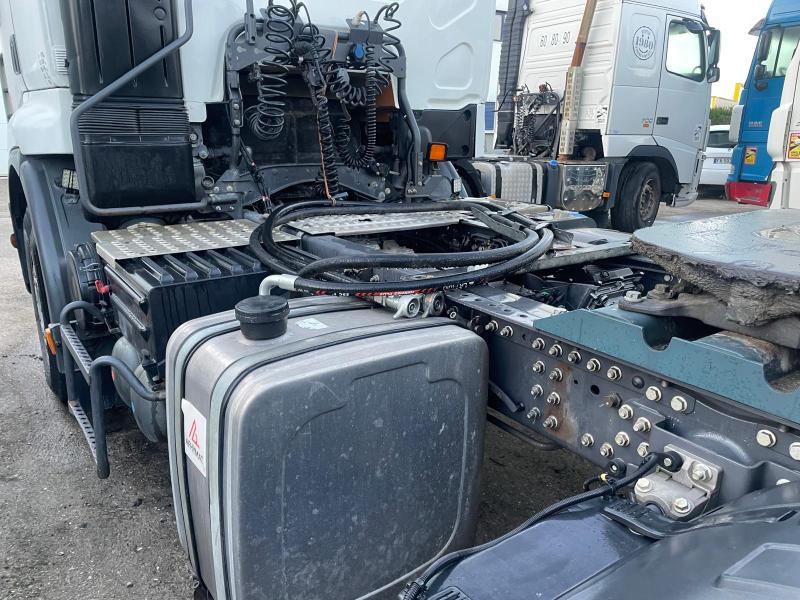 Renault Lander - Τράκτορας: φωτογραφία 5 Renault Lander - Τράκτορας: φωτογραφία 5