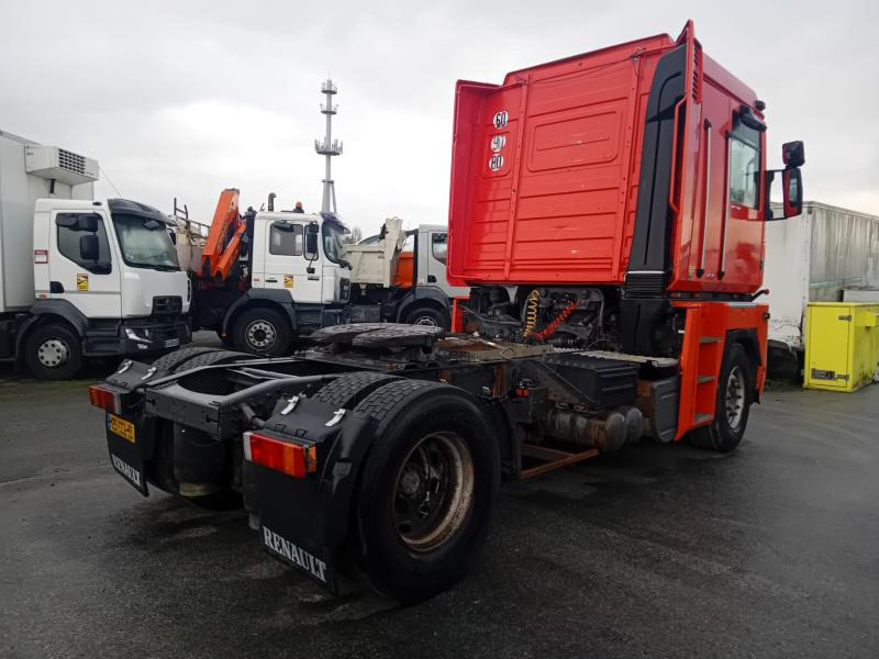 Renault Magnum 440 DXI - Τράκτορας: φωτογραφία 2 Renault Magnum 440 DXI - Τράκτορας: φωτογραφία 2