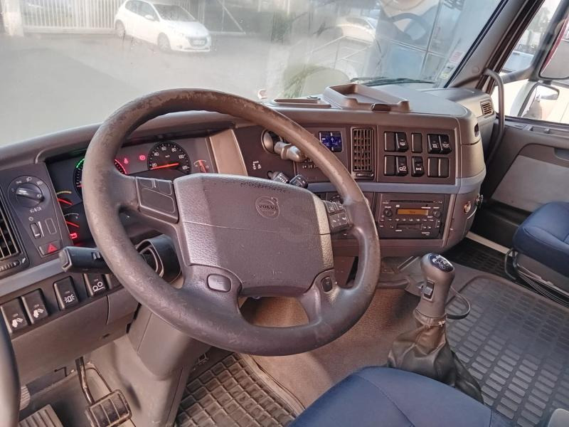 Volvo FH - Φορτηγό με ανοιχτή καρότσα: φωτογραφία 3 Volvo FH - Φορτηγό με ανοιχτή καρότσα: φωτογραφία 3