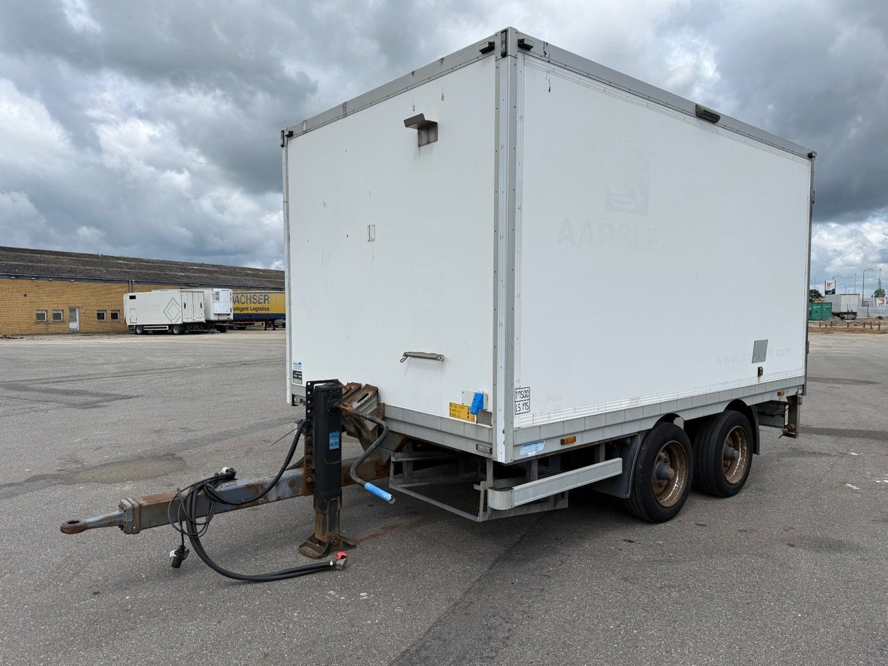 Blomenröhr 2 axle 7500 kg. Closed box / Koffer - Ρυμούλκα κόφα: φωτογραφία 1 Blomenröhr 2 axle 7500 kg. Closed box / Koffer - Ρυμούλκα κόφα: φωτογραφία 1