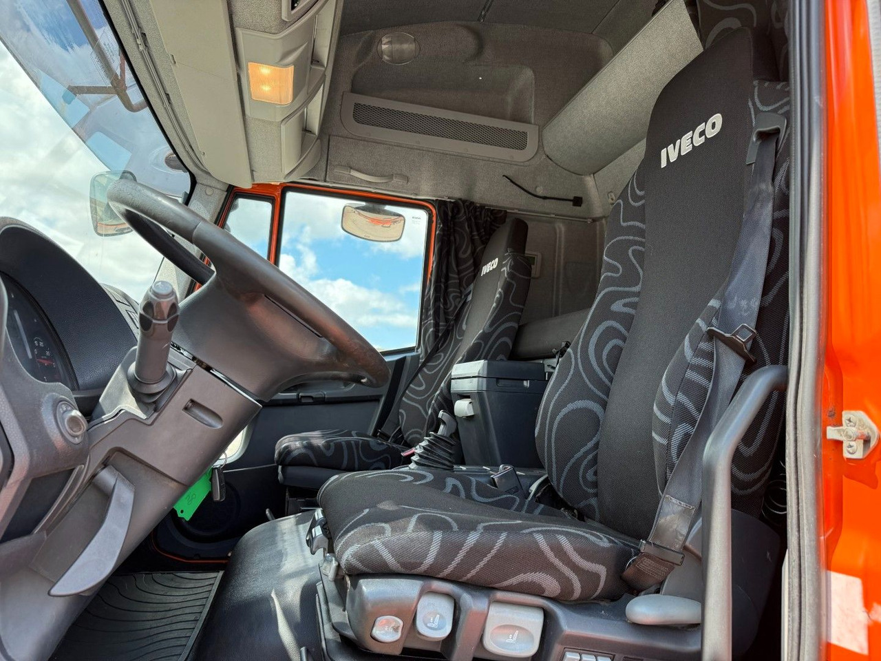 Iveco EuroCargo 180 E28 Euro 6 Freight Iveco EuroCargo 180 E28 Euro 6 Freight / Pritsche - Φορτηγό μουσαμάς: φωτογραφία 5 Iveco EuroCargo 180 E28 Euro 6 Freight Iveco EuroCargo 180 E28 Euro 6 Freight / Pritsche - Φορτηγό μουσαμάς: φωτογραφία 5