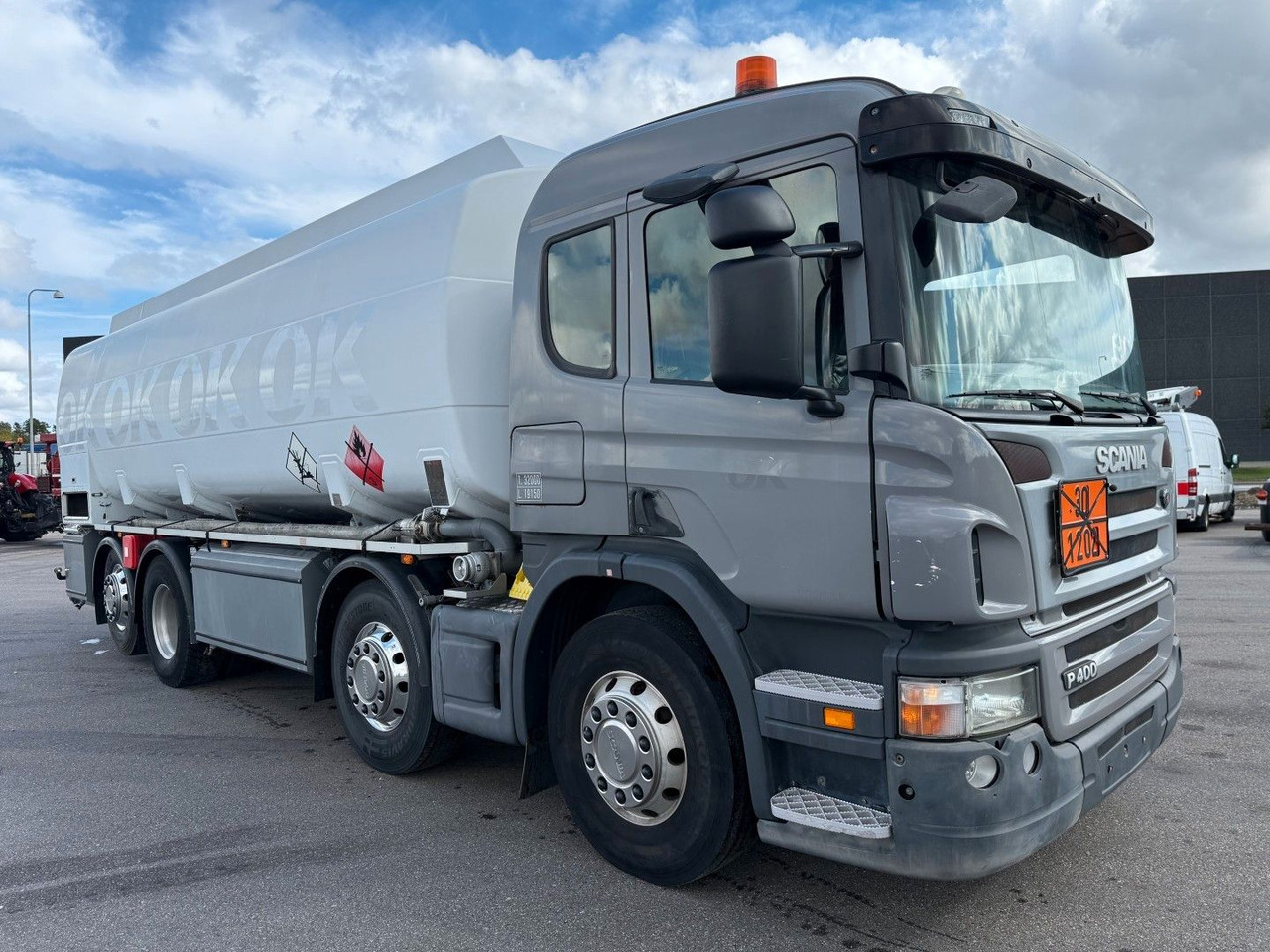 Scania P400 8x2*6 HMK Bilcon 24.000 l. ADR Euro 5 - Φορτηγό βυτιοφόρο: φωτογραφία 2 Scania P400 8x2*6 HMK Bilcon 24.000 l. ADR Euro 5 - Φορτηγό βυτιοφόρο: φωτογραφία 2