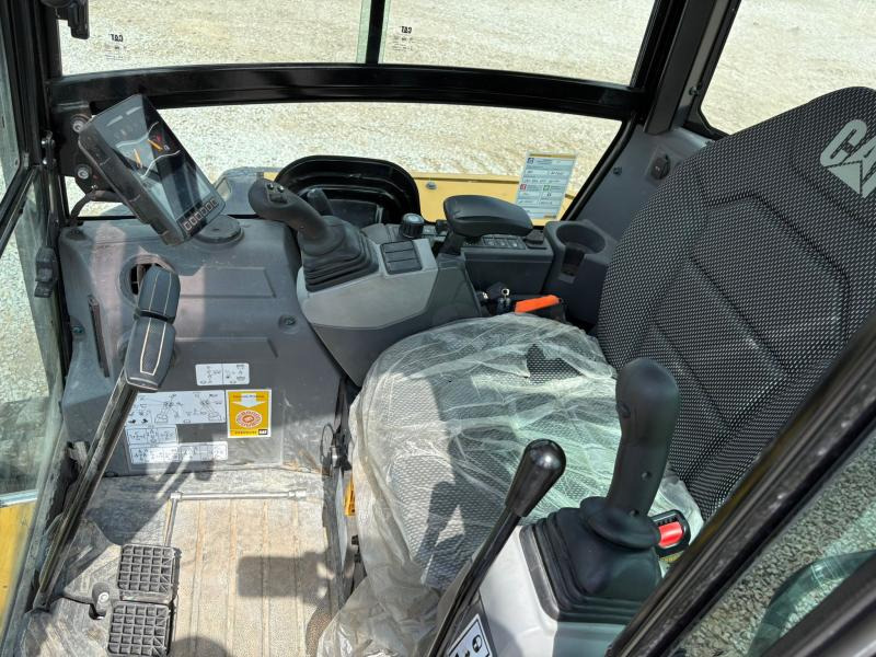 Caterpillar 303.5 CR - Μίνι εκσκαφέας: φωτογραφία 5 Caterpillar 303.5 CR - Μίνι εκσκαφέας: φωτογραφία 5