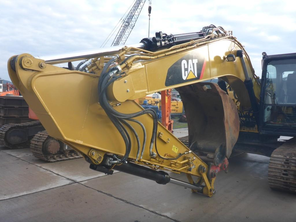 Ερπυστριοφόρος εκσκαφέας Caterpillar 323F L: φωτογραφία 9