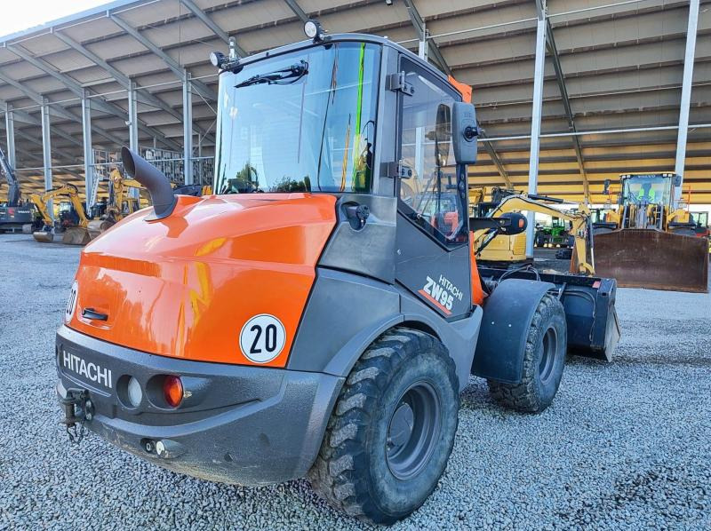 Hitachi ZW95 - Ελαστιχοφόρος φορτωτής: φωτογραφία 4 Hitachi ZW95 - Ελαστιχοφόρος φορτωτής: φωτογραφία 4