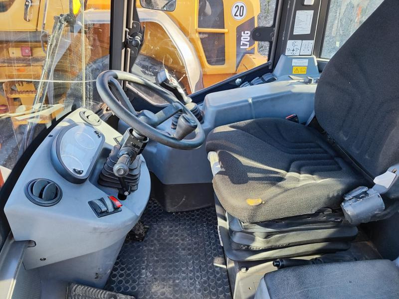 Hitachi ZW95 - Ελαστιχοφόρος φορτωτής: φωτογραφία 5 Hitachi ZW95 - Ελαστιχοφόρος φορτωτής: φωτογραφία 5