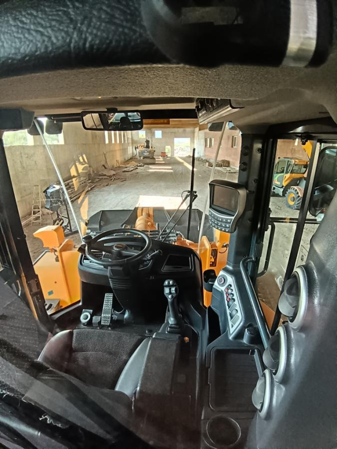 Hyundai HL975 - Ελαστιχοφόρος φορτωτής: φωτογραφία 4 Hyundai HL975 - Ελαστιχοφόρος φορτωτής: φωτογραφία 4
