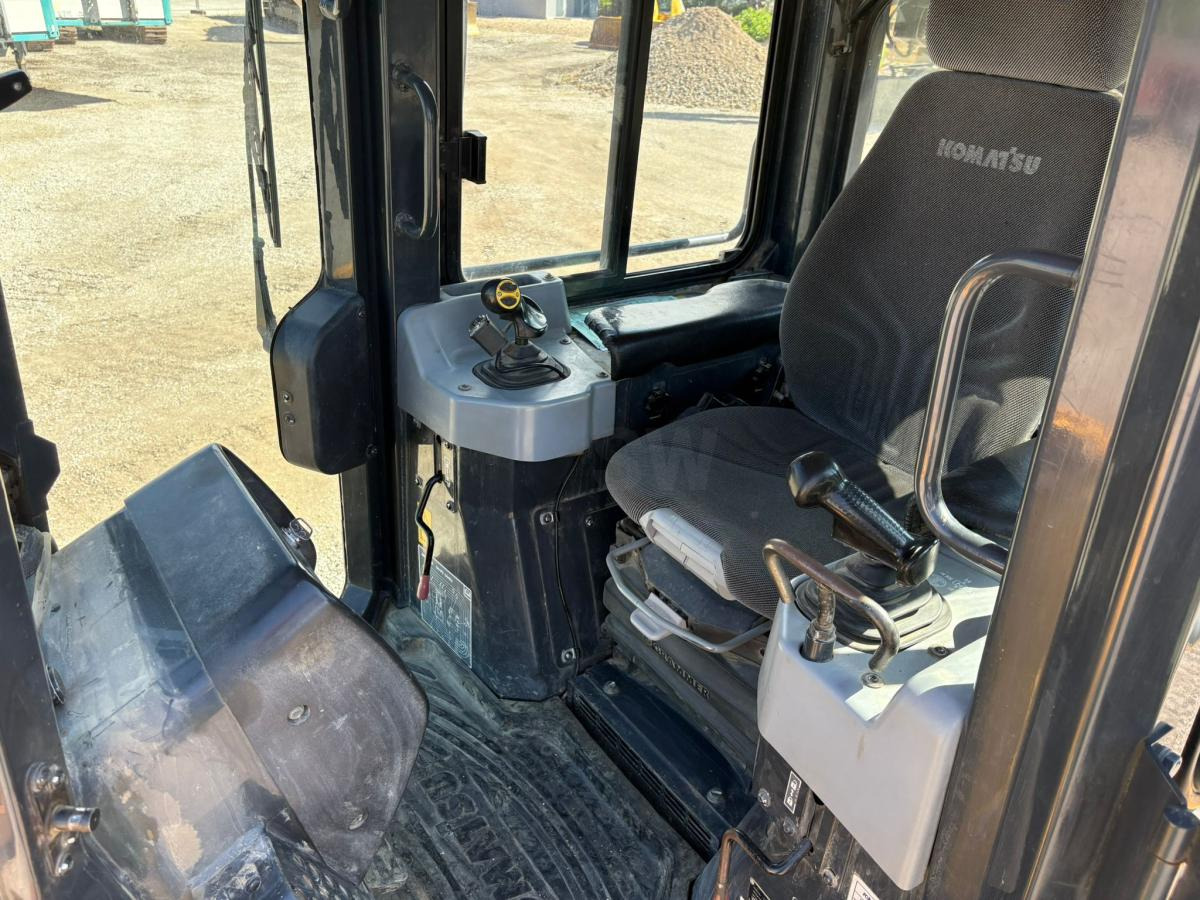 Komatsu D51PX-22 - Μπουλντόζα: φωτογραφία 5 Komatsu D51PX-22 - Μπουλντόζα: φωτογραφία 5