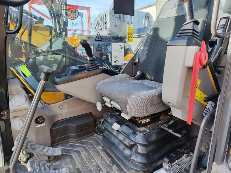 Volvo ECR235EL - Ερπυστριοφόρος εκσκαφέας: φωτογραφία 5 Volvo ECR235EL - Ερπυστριοφόρος εκσκαφέας: φωτογραφία 5