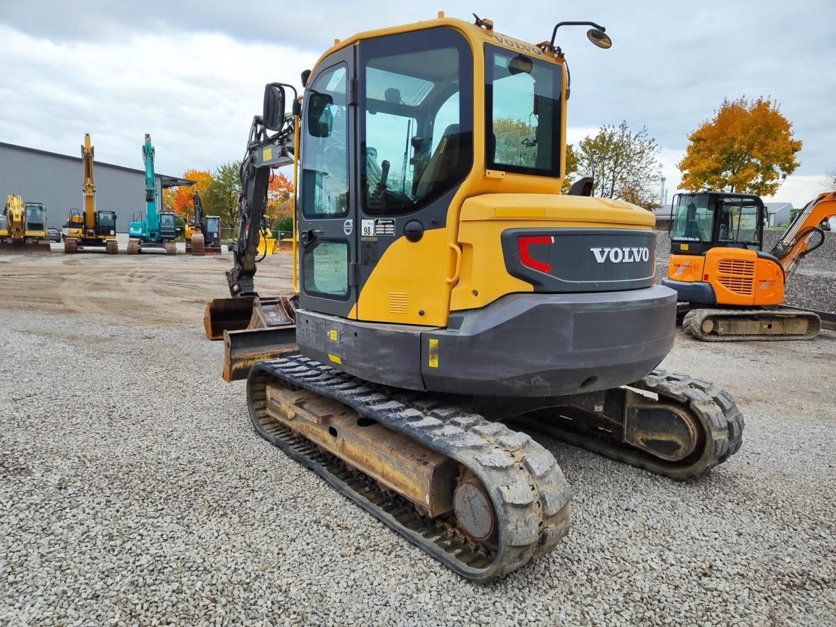 Volvo ECR88D - Μίνι εκσκαφέας: φωτογραφία 1 Volvo ECR88D - Μίνι εκσκαφέας: φωτογραφία 1